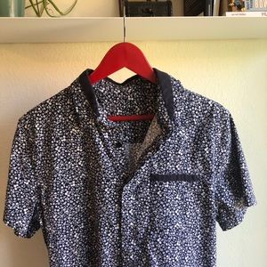 Lululemon Men’s Short Sleeve Button Down